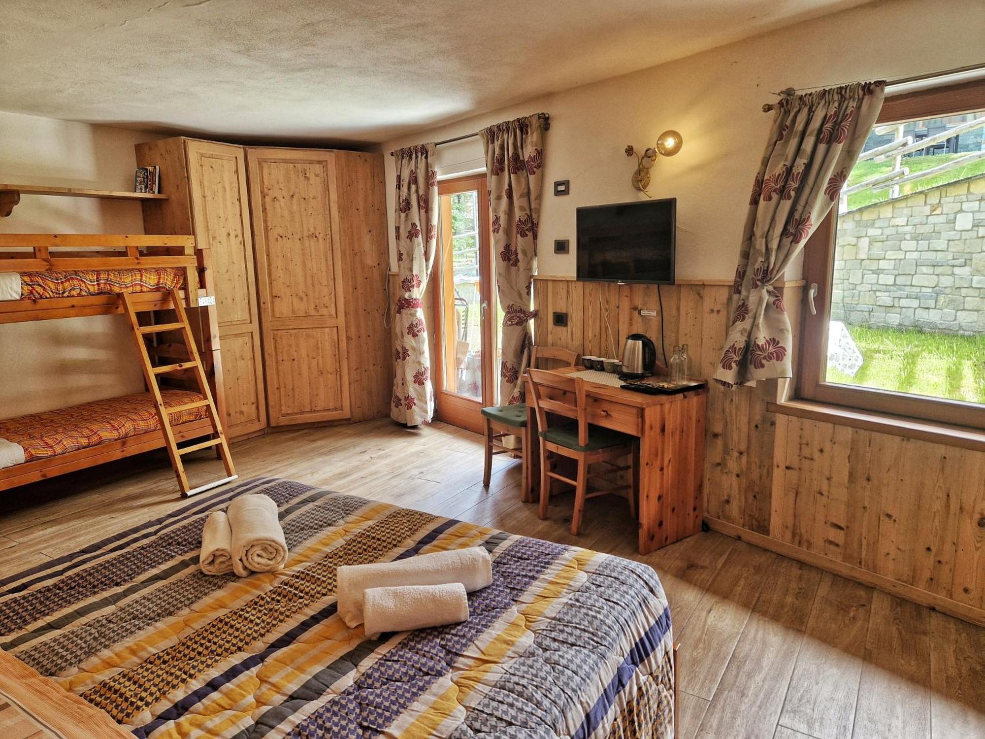 Le Nid De L'Aigle Otel Champoluc Dış mekan fotoğraf
