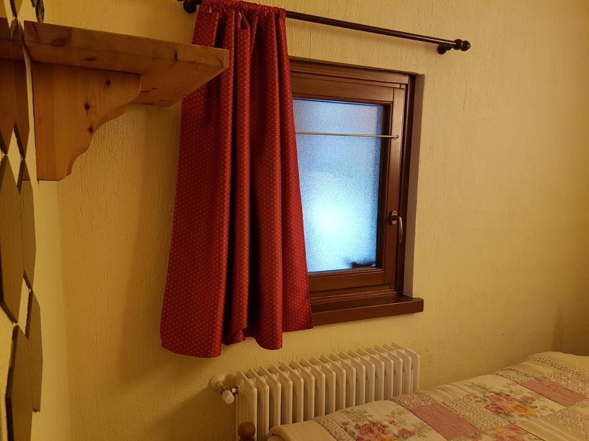 Le Nid De L'Aigle Otel Champoluc Dış mekan fotoğraf